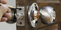 Amber Locksmith Store Fenton, MO 636-229-9845 Amber Locksmith Store Fenton, MO 636-229-9845 - Emergency-unlock
